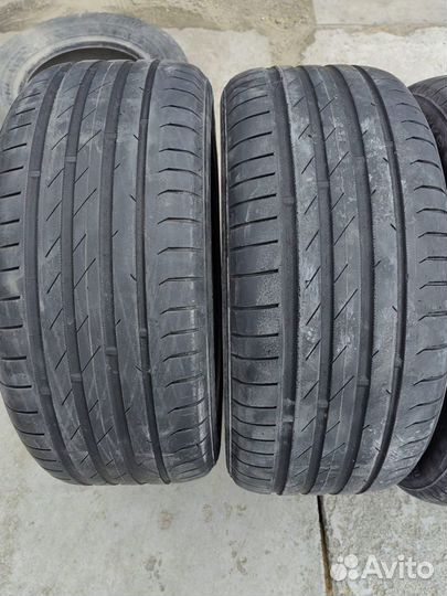 Nokian Tyres Hakka Black 245/45 R18