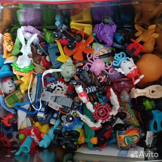 Игрушки из киндера