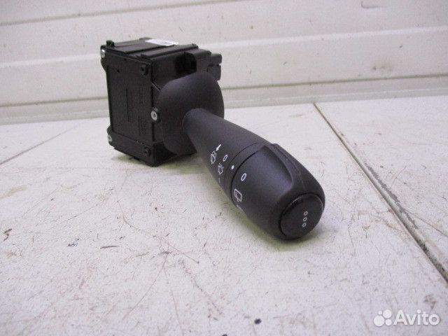 Переключатель стеклоочистителей Renault Sandero 2 Stepway 5S