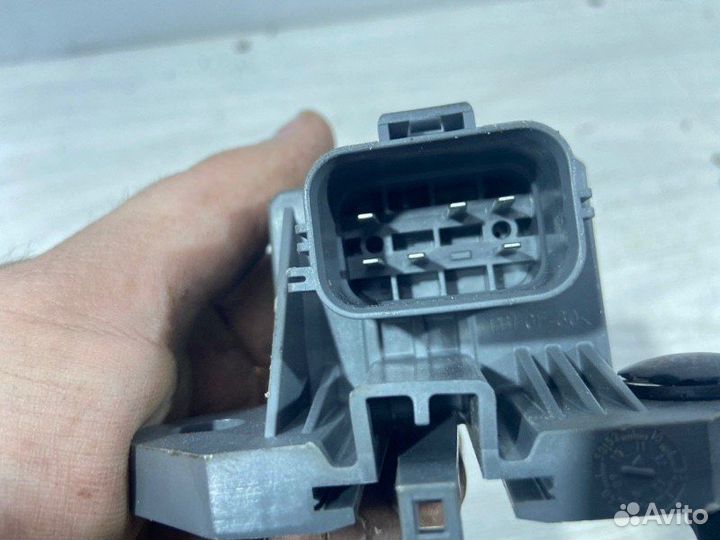 Блок управления раздаткой Ford Explorer (11-16)