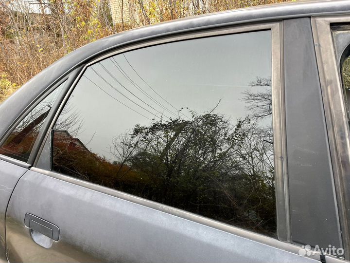 Стекла дверные Audi A4 B5