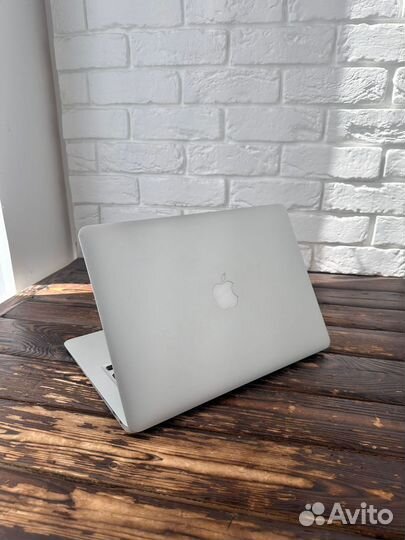 Apple MacBook Air 13 2015 i5/8gb/128gb