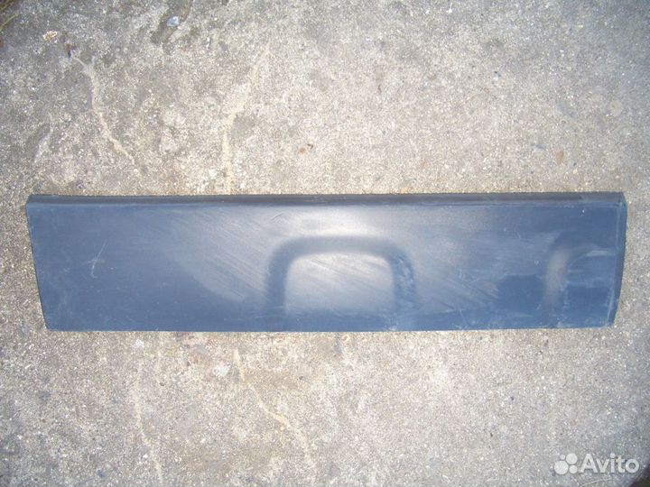 Накладка задней двери Хонда CR-V c07-12г