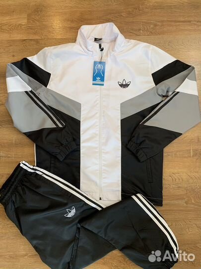 Спортивный костюм adidas из 90 х