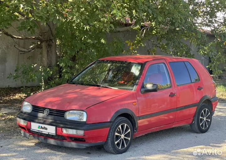 Volkswagen Golf 1.8 AT, 1993, 204 000 км