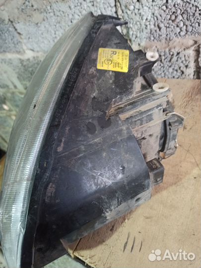 Фара правая priora