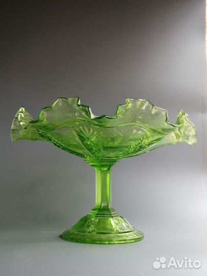 Фруктовница Ваза Зелёное стекло Царская
