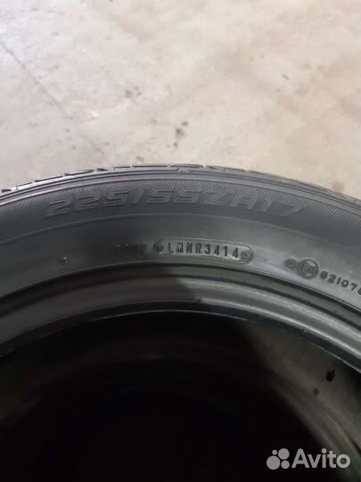 Dunlop SP Sport LM704 225/55 R17 98W