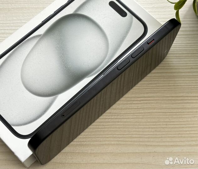 iPhone 15, 128 ГБ