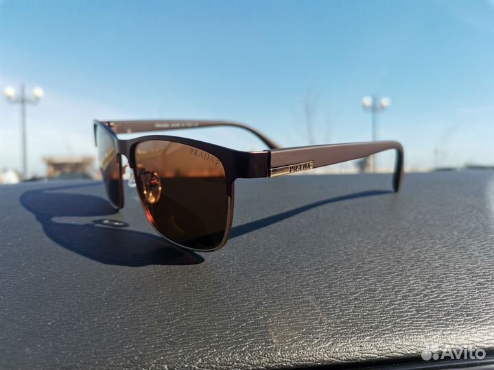 Мужские очки Prada