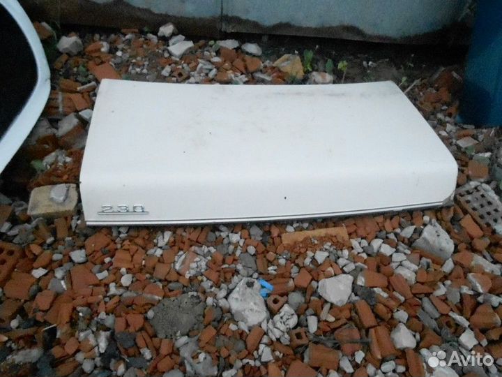 Крышка багажника Mercedes Benz W123 1976-1985