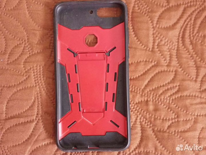 Чехол новый на телефон 5,9'' Honor 7c pro