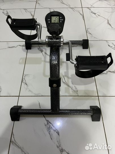 Мини велотренажер / Тренажер для рук и ног