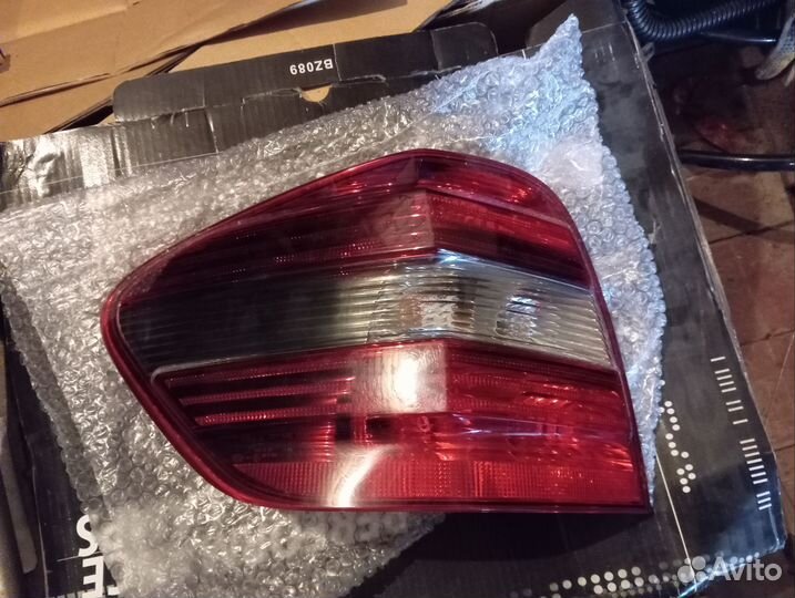 Задние фонари mercedes 164