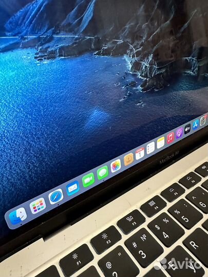 Apple MacBook air 13 2020 i3