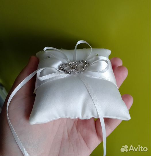 Подушечка для колец на свадьбу