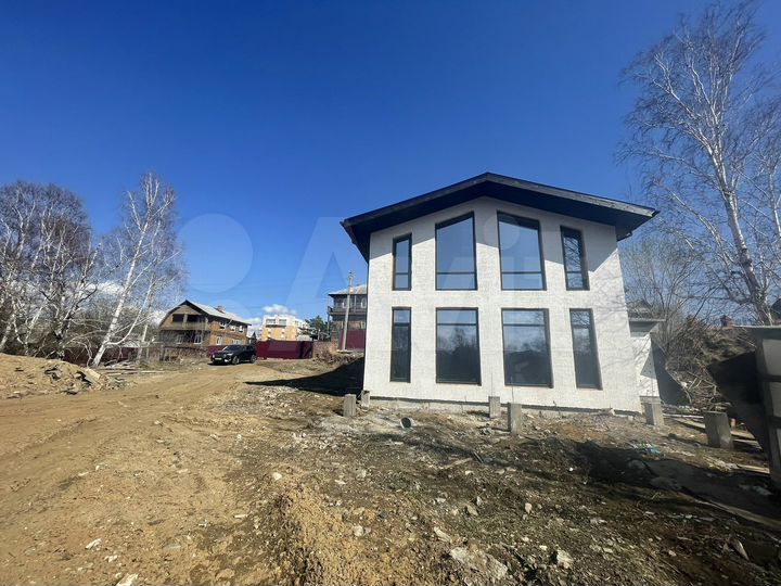 Дом 220 м² на участке 10 сот.