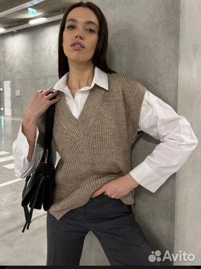 Жилет вязаный Женский (новый)