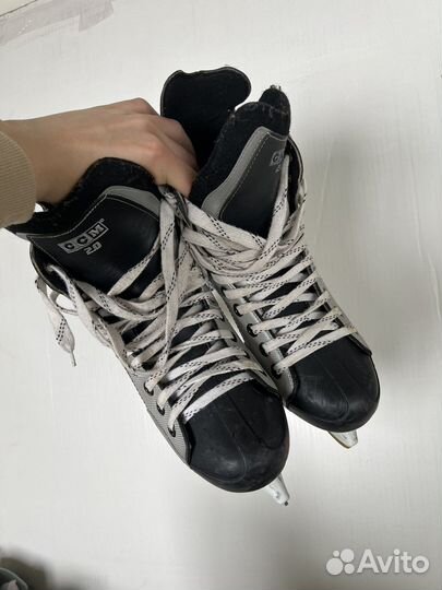 Коньки хоккейные 42 размер