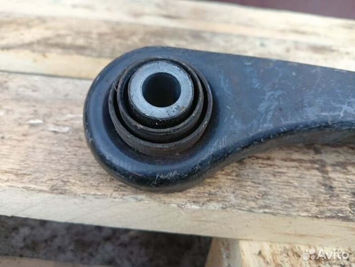 Рычаг задний левый Audi A3 8P 1.8 CDA 2009