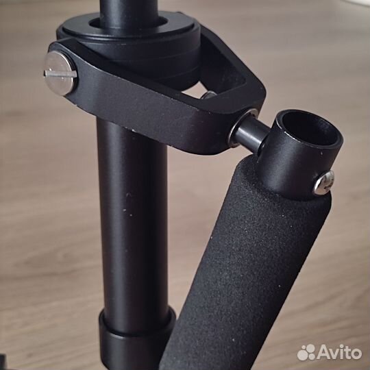 Стабилизатор для съемки Steadicam S40