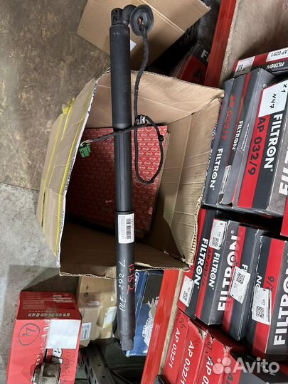 Привод багажника MB A2928900300