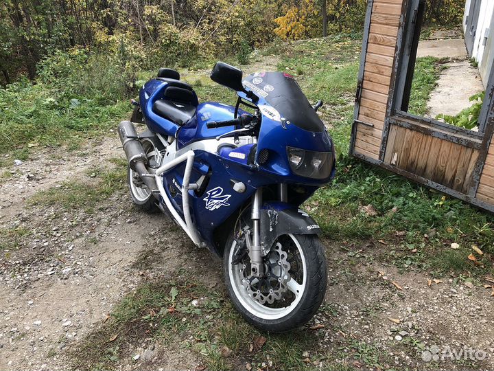 Suzuki GSX-R 750