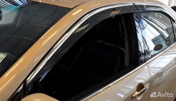 Дефлекторы на окна для Toyota Camry 70