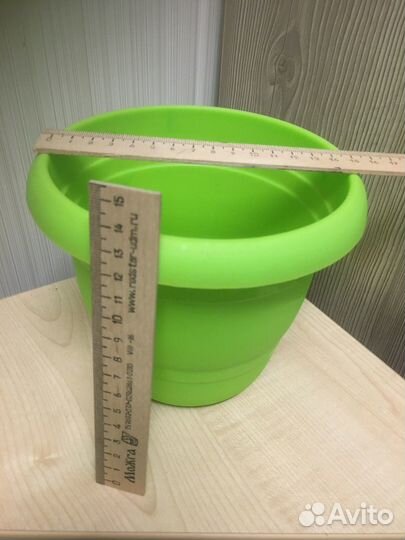 Кашпо для цветов пластик