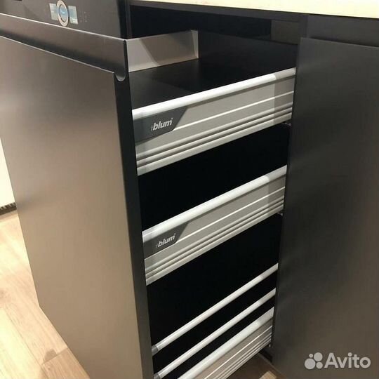 Кухонный гарнитур на заказ. Под ключ