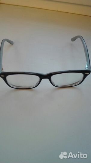 Оправа для очков итальянской фирмы leora