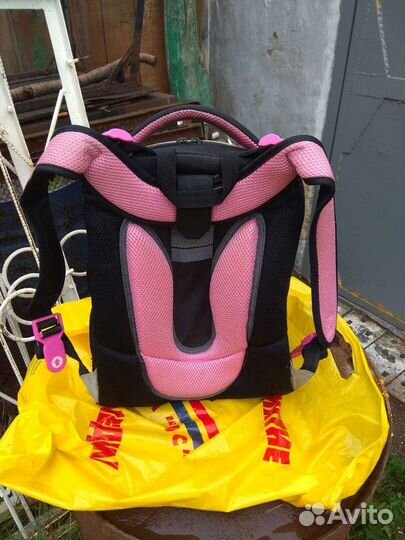 Школьный ранец