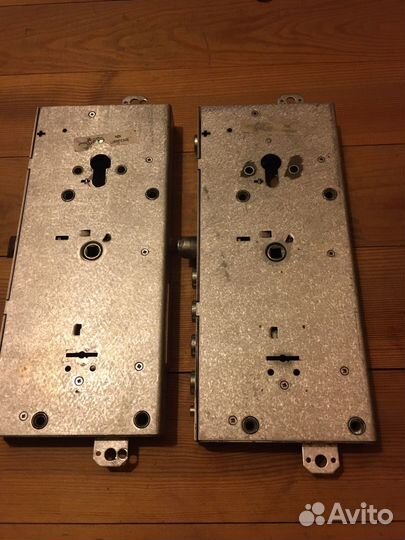 Дверной замок cisa 57.786.48