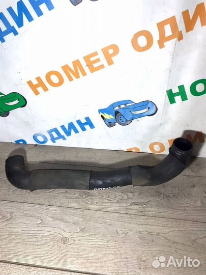 Патрубок интеркулера Land Rover Discovery III 200