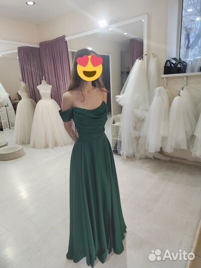 Вечернее платье