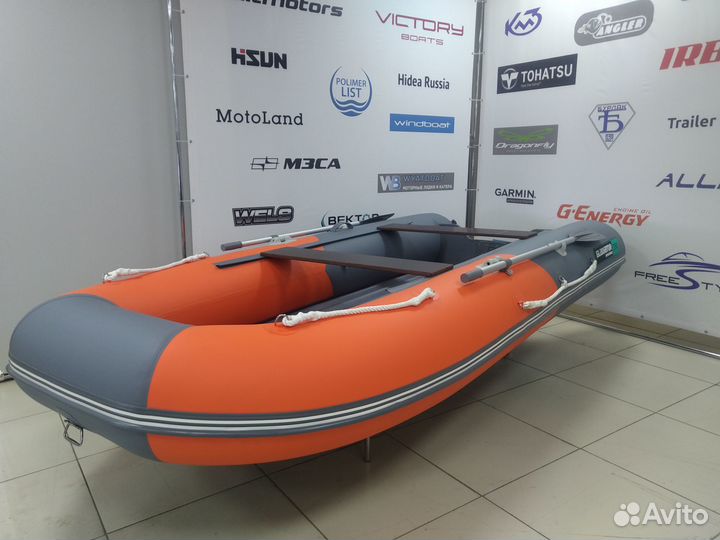 Надувная лодка Gladiator E350S