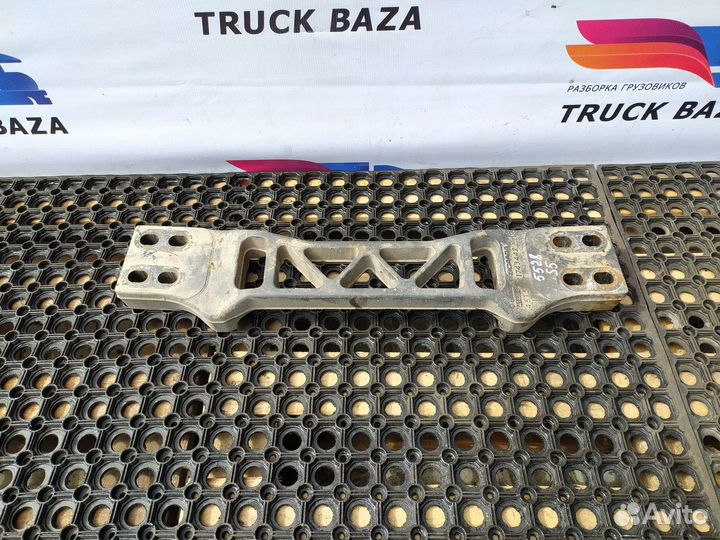 1743442 Тварерса над кпп Scania 5-series