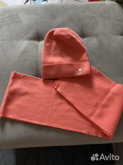 Комплект шапка и шарф женский