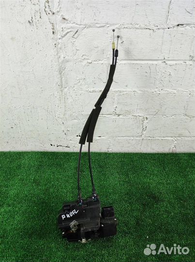 Замок двери передней левой Chevrolet Captiva 2008