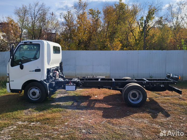 Hino 300 (Dutro), 2023