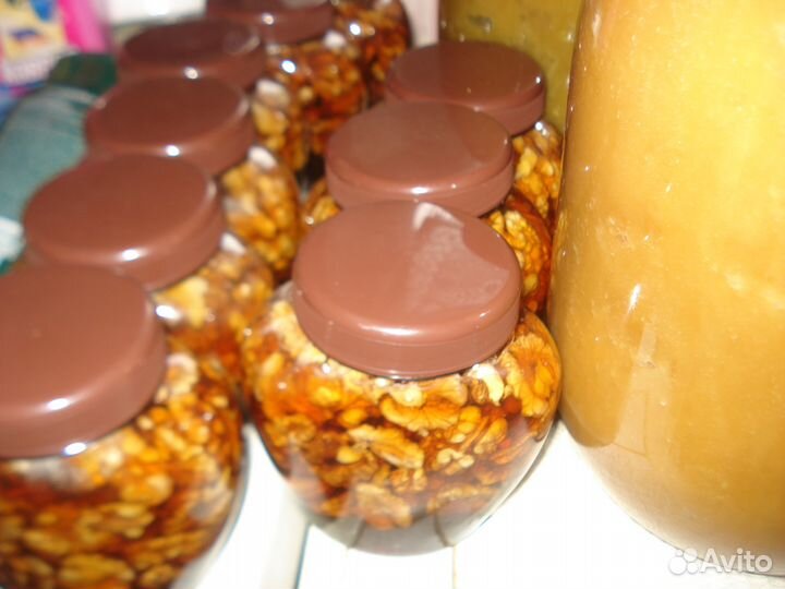 Грецкий орех на натуральном меду