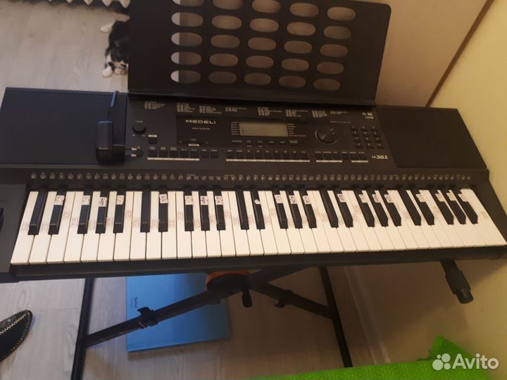 Синтезатор medeli M361