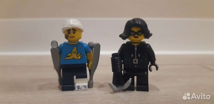 Lego minifigures