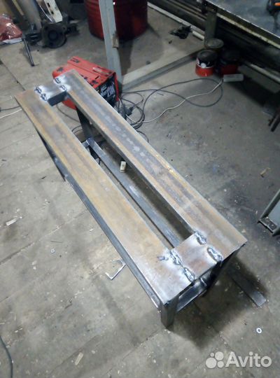 Сварщик, услуги сварщика, ремонт и изготовление