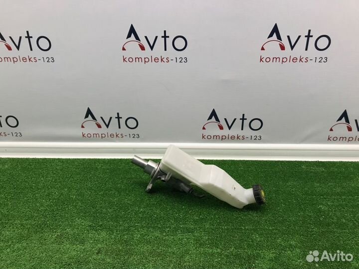 Главный тормозной цилиндр Mercedes-Benz B-180 T246