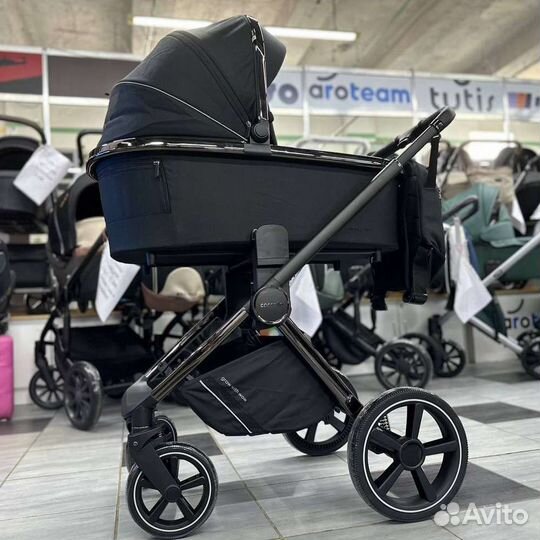 Коляски Carrello Ultimo шасси Black Chrome