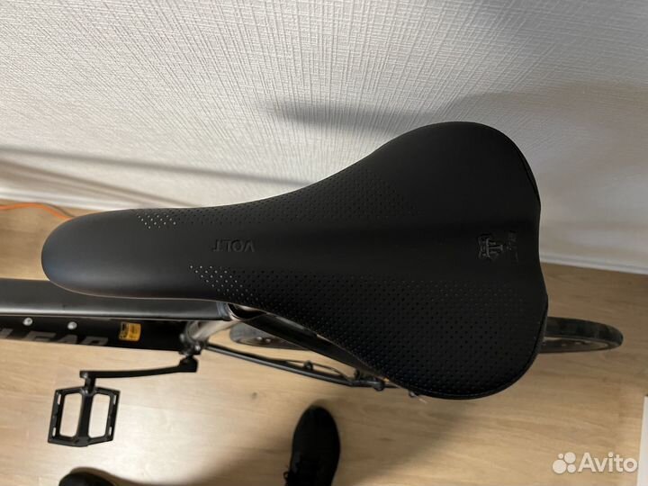 Шоссейный велосипед Outleap Trackway