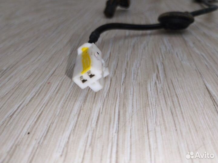 Датчик ABS задний левый Hyundai Ix35