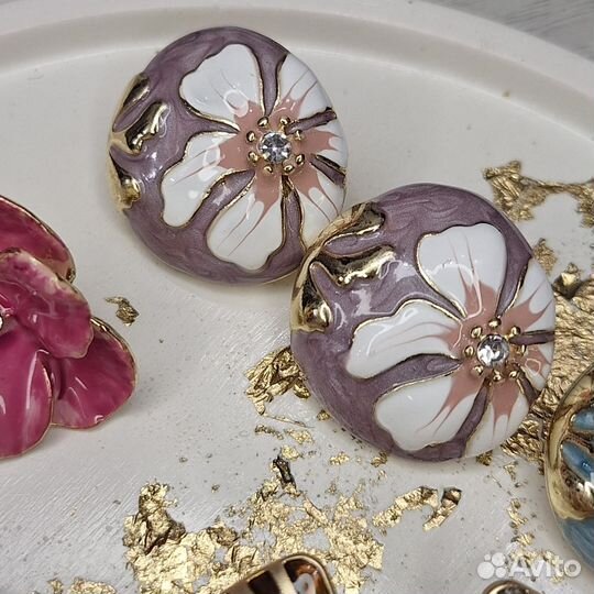 Серьги разные