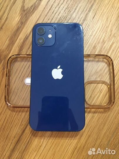 iPhone 12, 64 ГБ